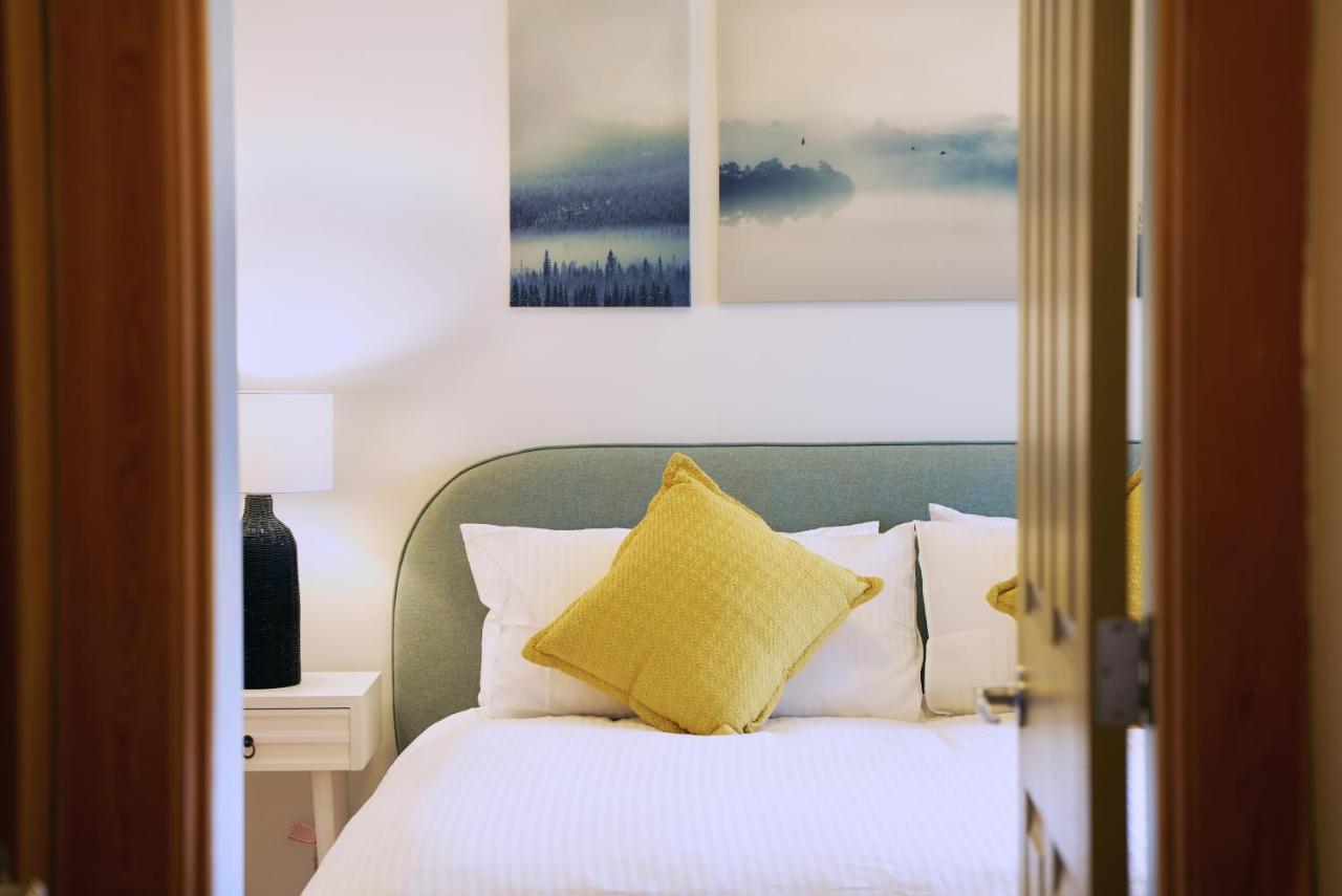 Appartement Mtn View Escape With King Size Bed With Outdoor Pool - Banff Pass Included! à Canmore Extérieur photo